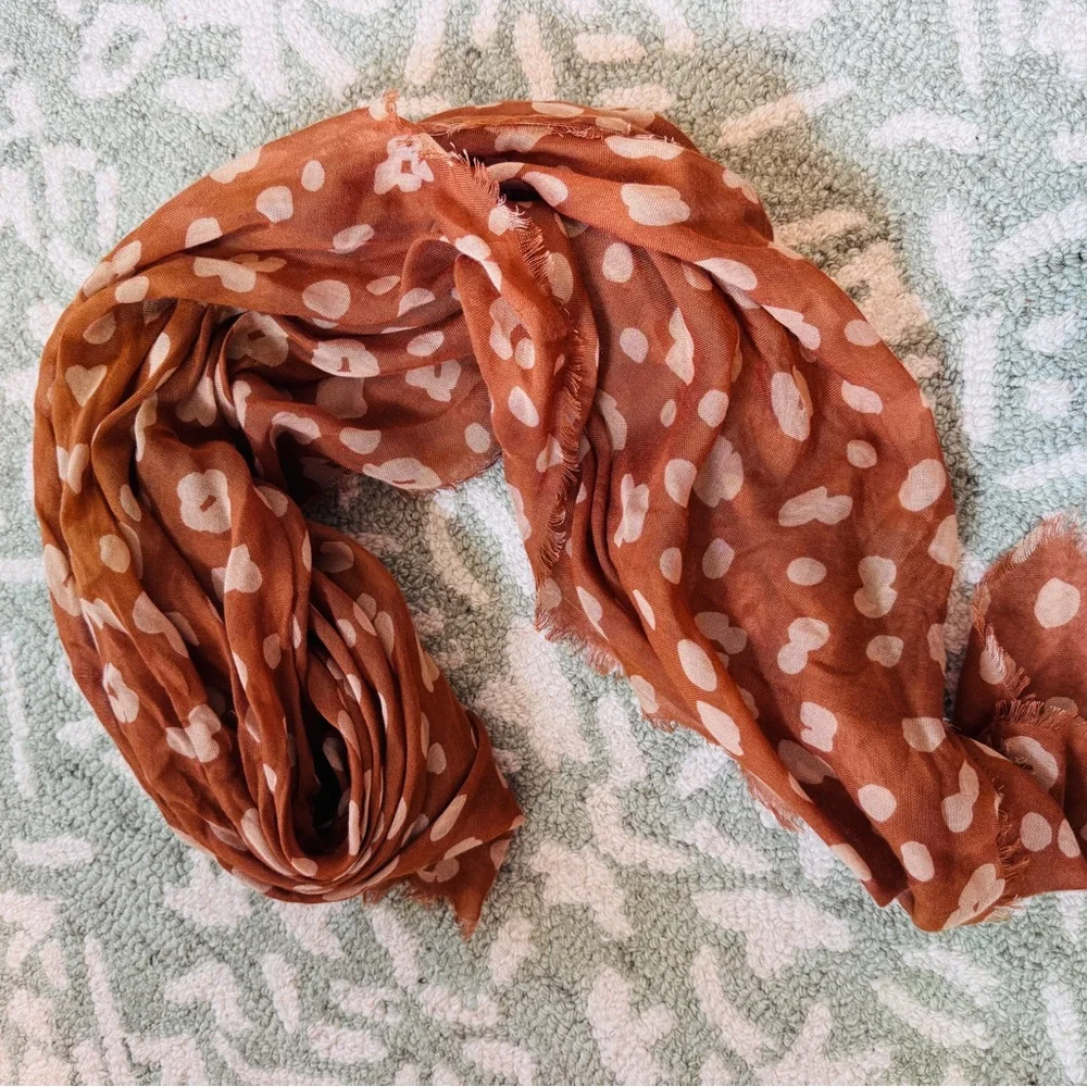 Madewell Scarf in Brown and Cream - Picture 2 of 2